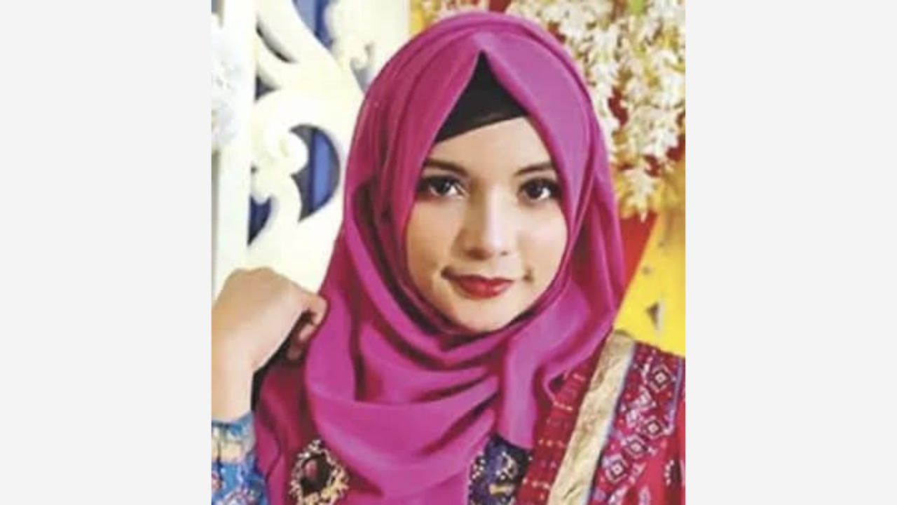 ‘আমাকে নিয়ে নোংরামি বন্ধ করুন’ - জকসু জিএস প্রার্থী খাদিজাতুল কুবরা